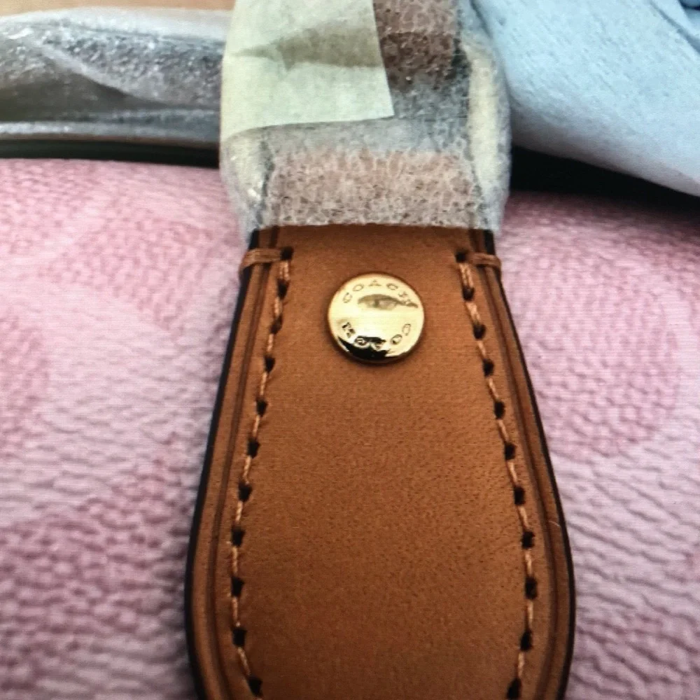 Coach MEDIUM Rowan Satchel Pink Signature Canvas - Picture 4 of 5